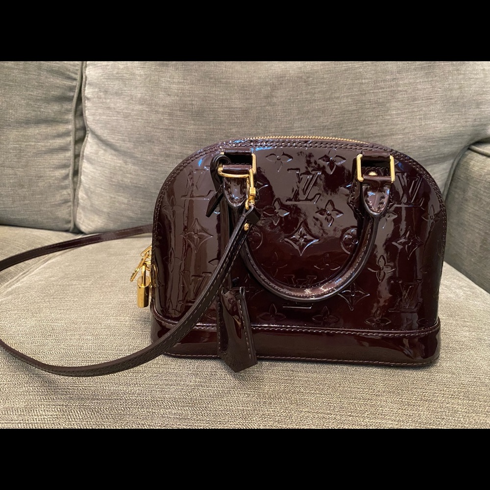 Authentic Louis Vuitton Alma BB Monogram Vernis Handbag